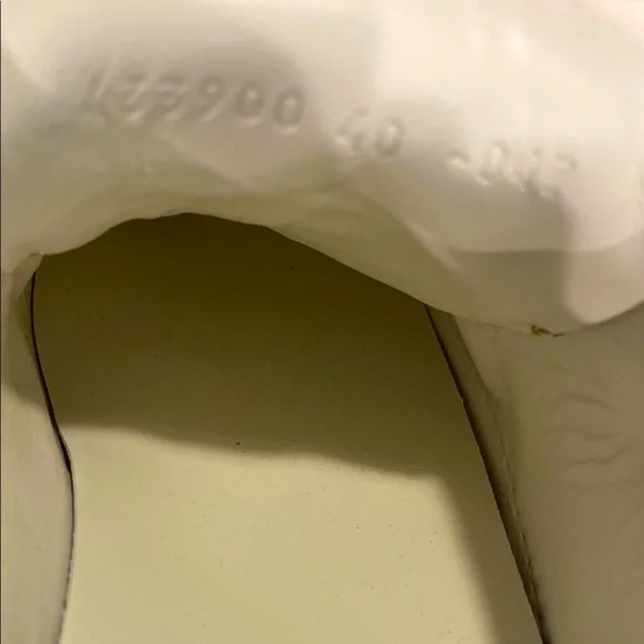 Gucci Strawberry Print Sneakers w/Original Box & Duster Bag - Picture 8 of 11